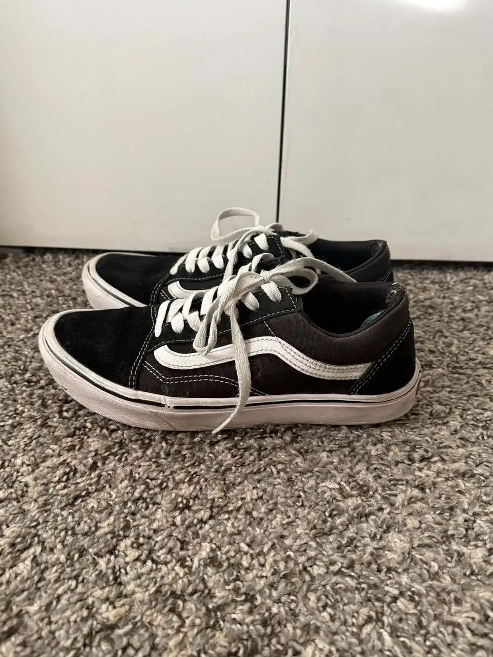 Vans Old Skool Classic Skate Shoes Black/White